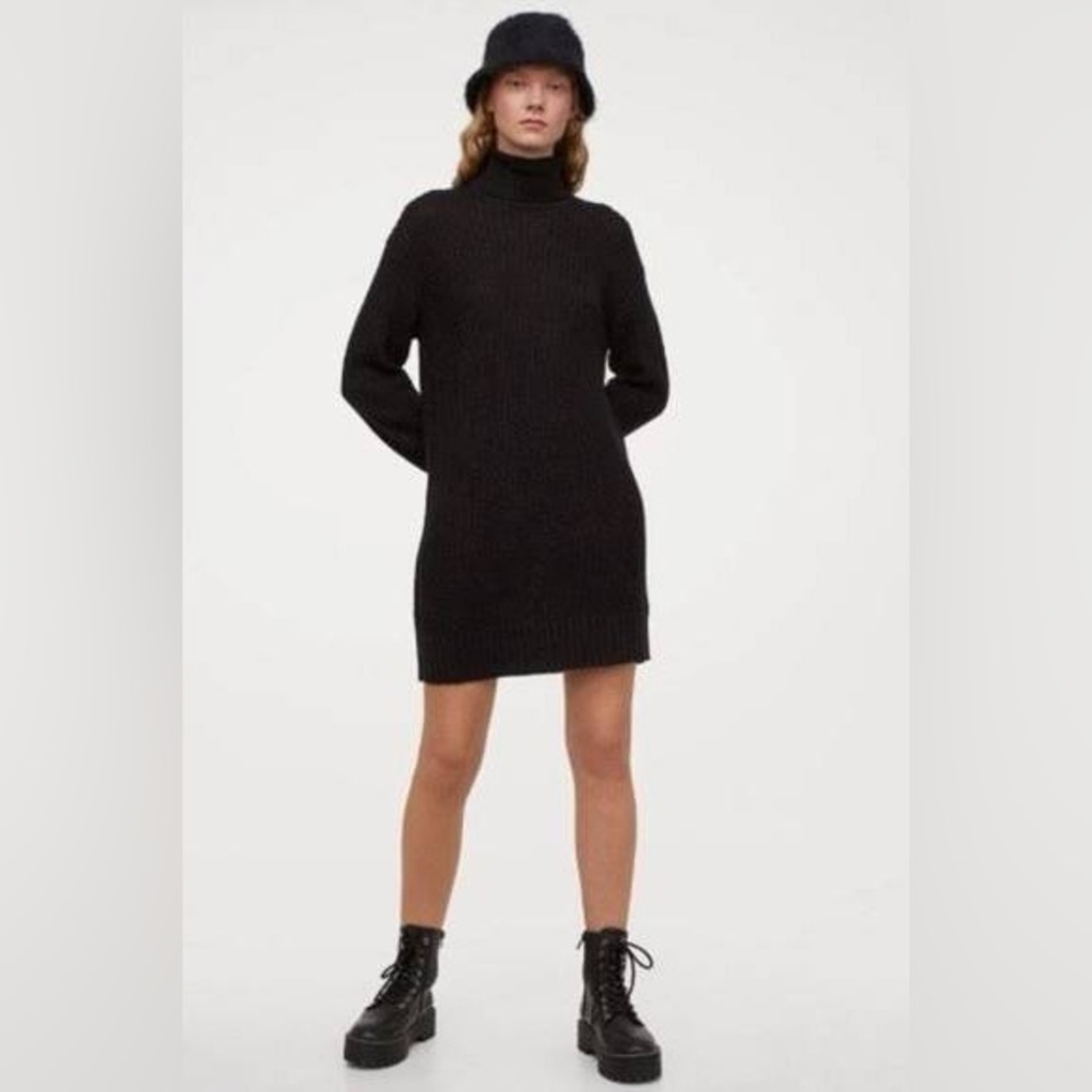 H&M Black Silver Glitter Turtleneck Sweater Dress